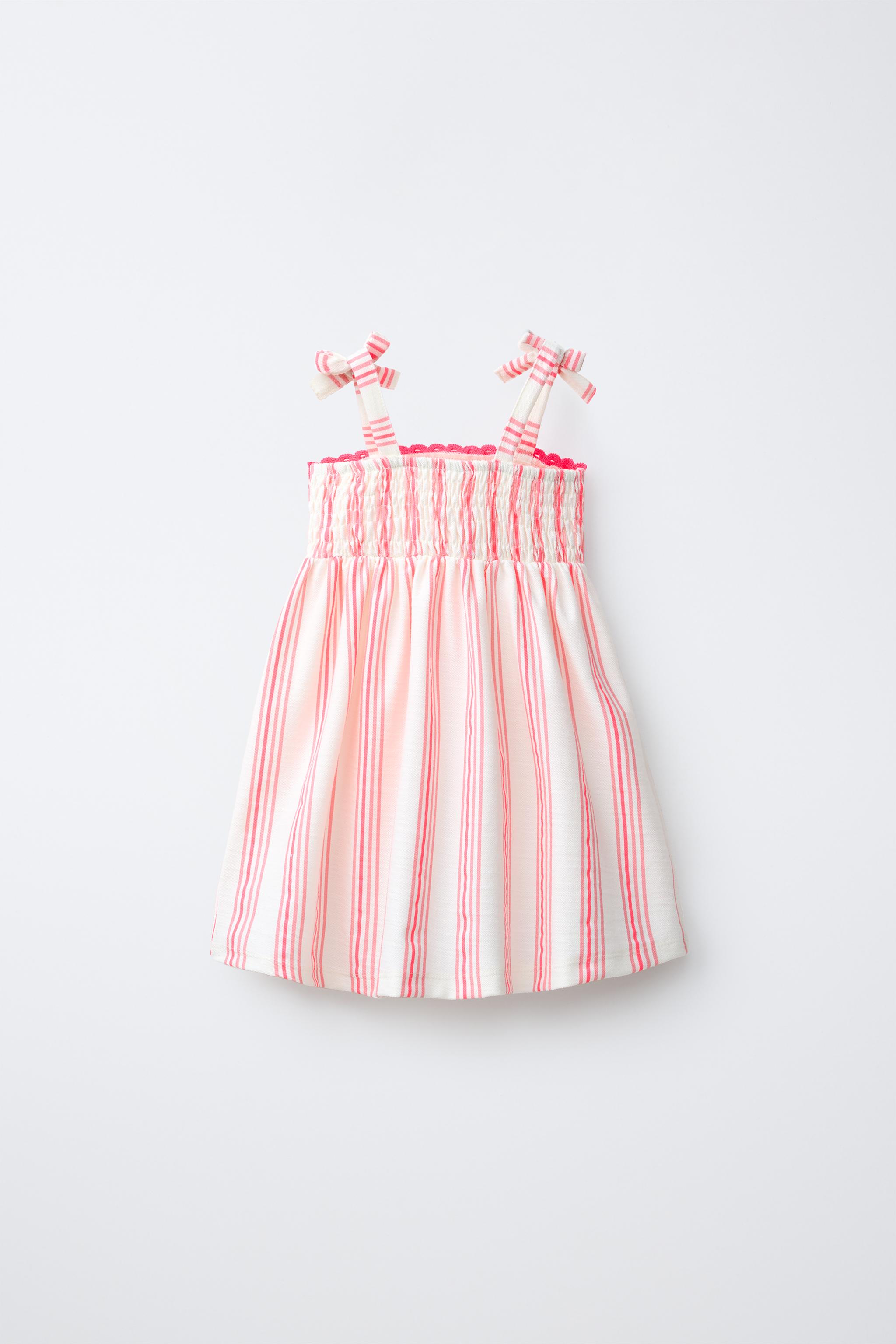 ROBE BRODÉE À RAYURES